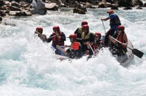 RAFTING NA TARI